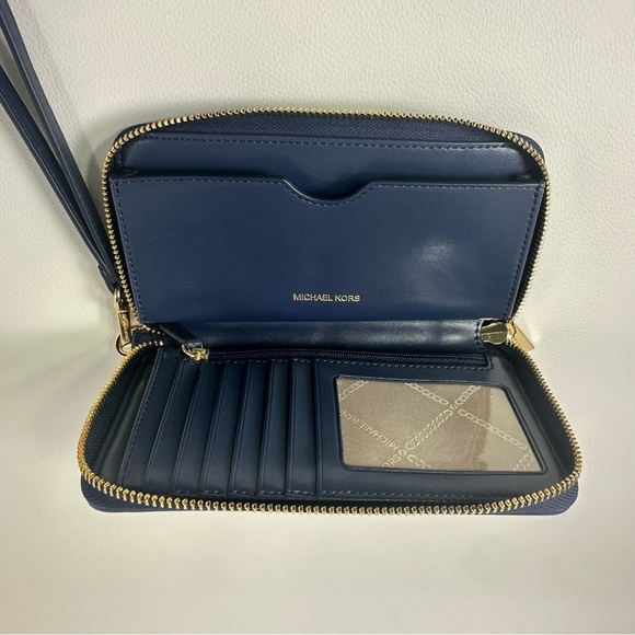 NEW Women’s Michael Kors Jet Set Travel Nylon & Leather Zip Wallet/Wristlet - Picture 5 of 8